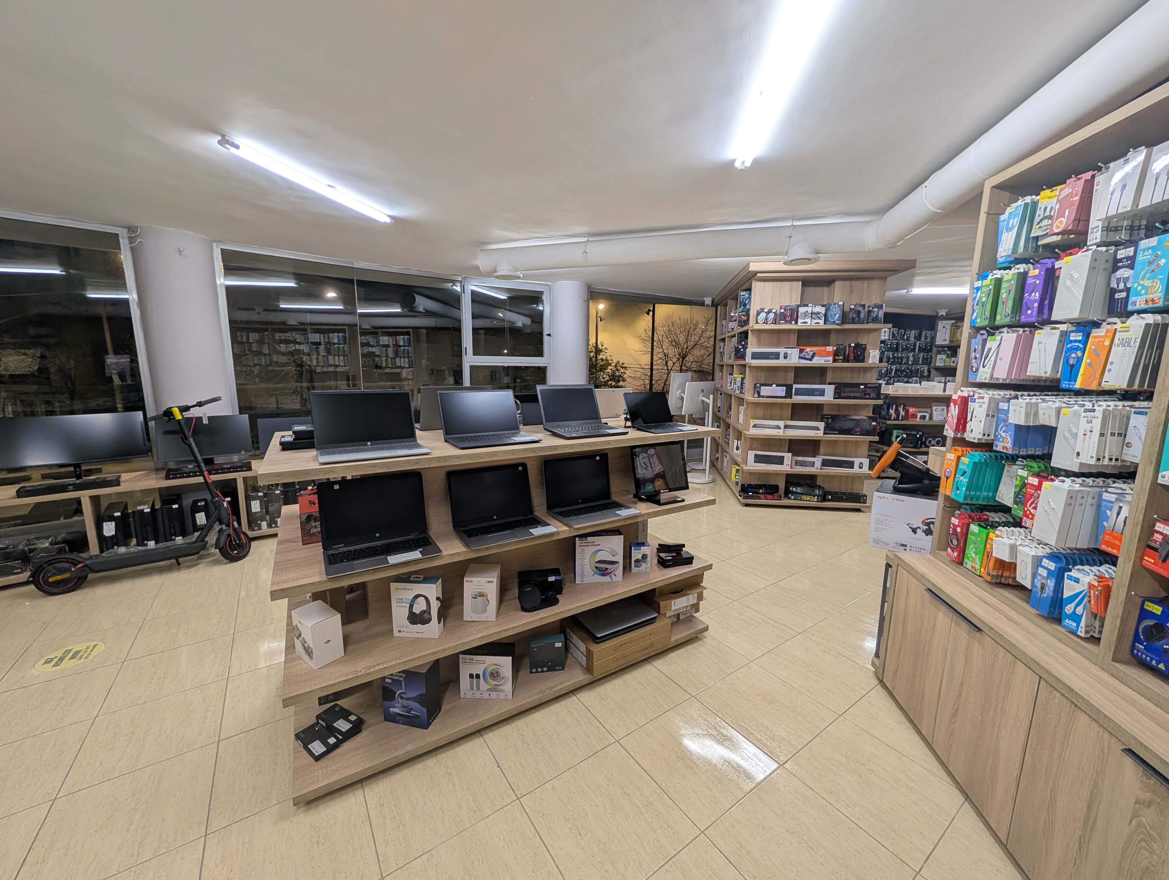 Laptop showroom area at K2J Tech